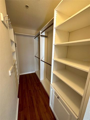 5213 BEACH BREEZE COURT, Tampa, FL 33609