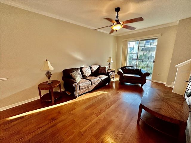 5213 BEACH BREEZE COURT, Tampa, FL 33609