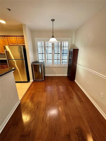 5213 BEACH BREEZE COURT, Tampa, FL 33609