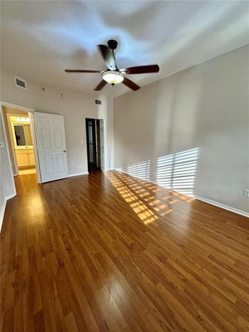 5213 BEACH BREEZE COURT, Tampa, FL 33609