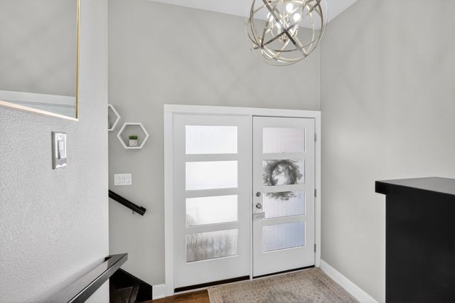 704 Meadow Road, Adel, IA 50003