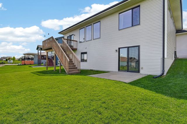 704 Meadow Road, Adel, IA 50003