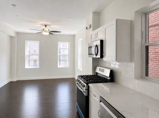 49 Charter Street 2, Boston, MA 02113