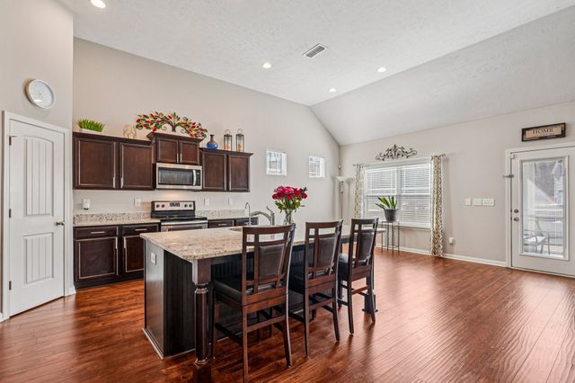 1092 Lady Nashville Dr, Hermitage, TN 37076