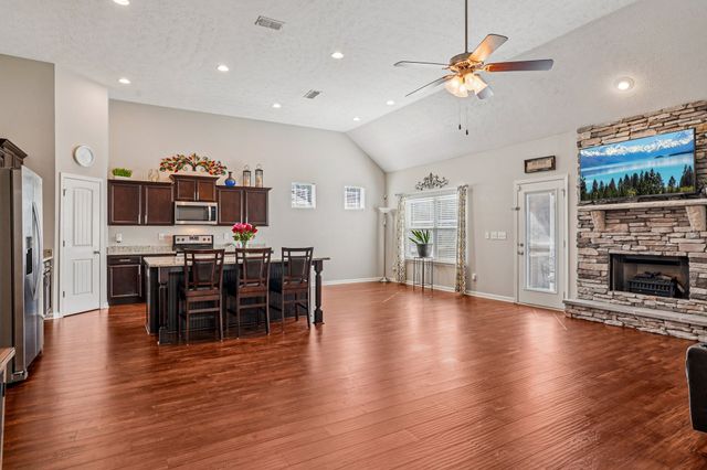 1092 Lady Nashville Dr, Hermitage, TN 37076