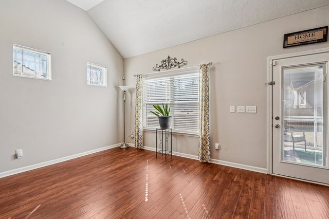 1092 Lady Nashville Dr, Hermitage, TN 37076