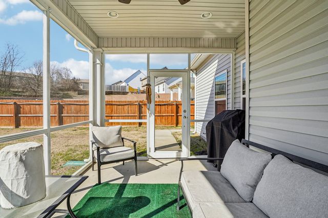 1092 Lady Nashville Dr, Hermitage, TN 37076