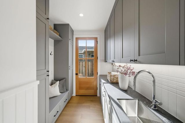 1908 Devereux Drive, Burlingame, CA 94010