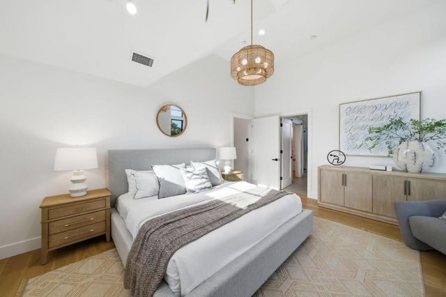 1908 Devereux Drive, Burlingame, CA 94010