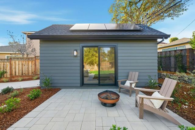 1908 Devereux Drive, Burlingame, CA 94010