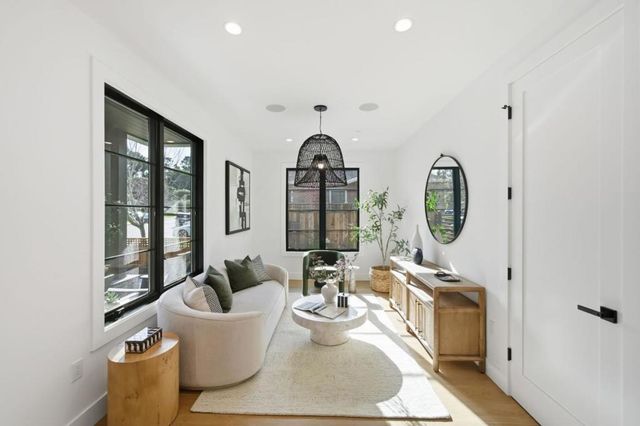 1908 Devereux Drive, Burlingame, CA 94010