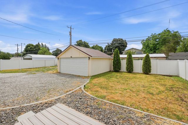 3428 E 29th Ave, Spokane, WA 99223