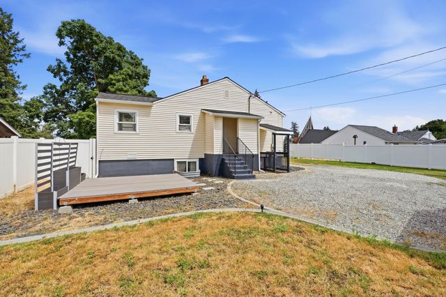 3428 E 29th Ave, Spokane, WA 99223