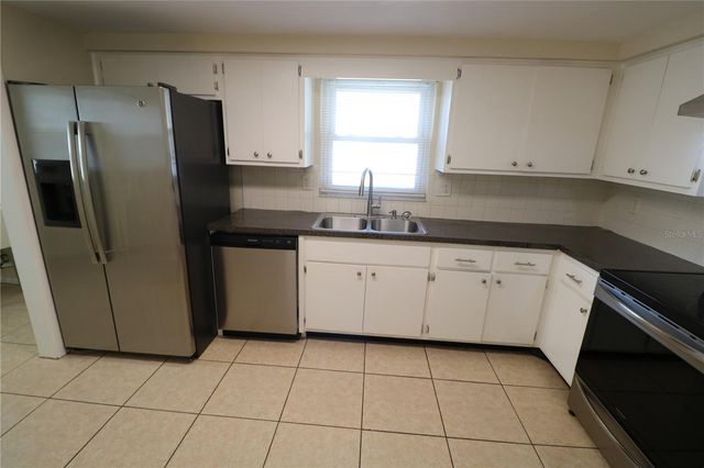 7825 BIRCHWOOD DRIVE, Port Richey, FL 34668