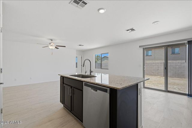 670 W CEDAR Avenue, Florence, AZ 85132
