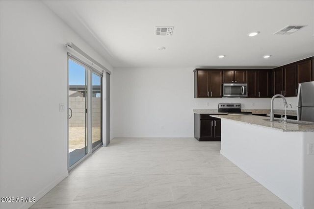 670 W CEDAR Avenue, Florence, AZ 85132