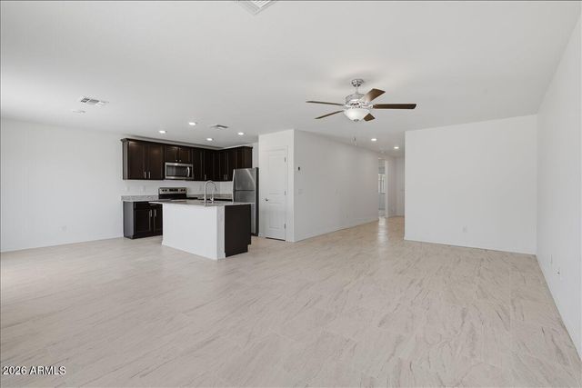 670 W CEDAR Avenue, Florence, AZ 85132