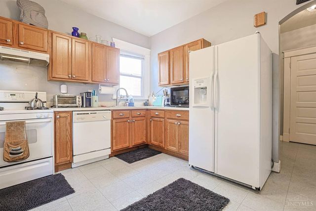 3409 Hilda Avenue, Cheviot, OH 45211