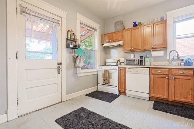 3409 Hilda Avenue, Cheviot, OH 45211