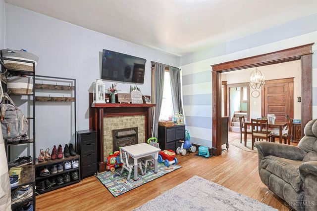 3409 Hilda Avenue, Cheviot, OH 45211