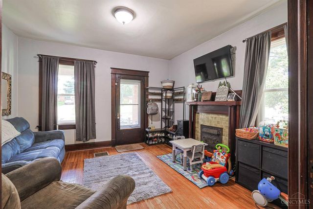 3409 Hilda Avenue, Cheviot, OH 45211
