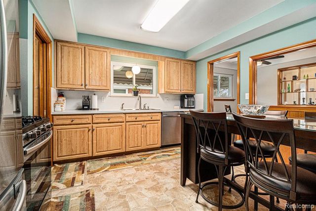 4475 Lincoln Boulevard, Dearborn Heights, MI 48125