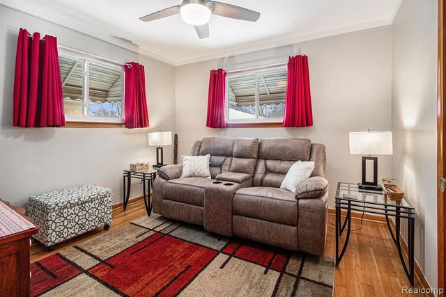 4475 Lincoln Boulevard, Dearborn Heights, MI 48125