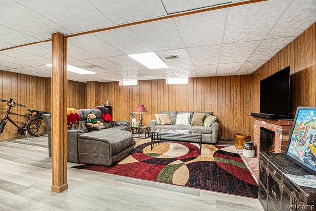 4475 Lincoln Boulevard, Dearborn Heights, MI 48125