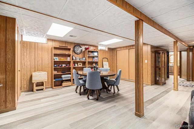 4475 Lincoln Boulevard, Dearborn Heights, MI 48125