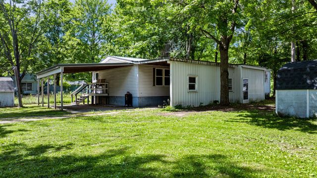 1632 Birch Drive, Garfield Twp, MI 48632