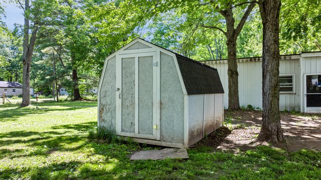 1632 Birch Drive, Garfield Twp, MI 48632