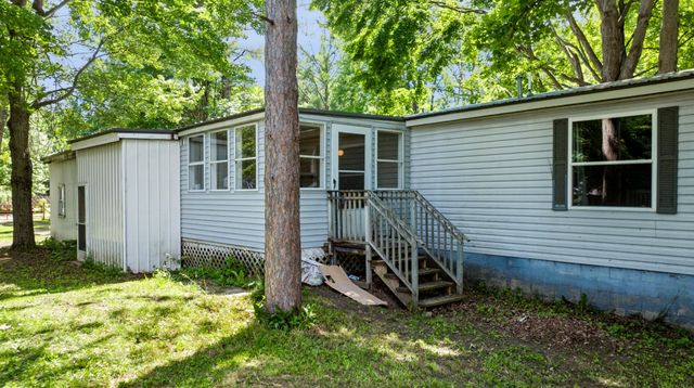 1632 Birch Drive, Garfield Twp, MI 48632