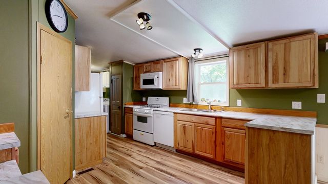 1632 Birch Drive, Garfield Twp, MI 48632