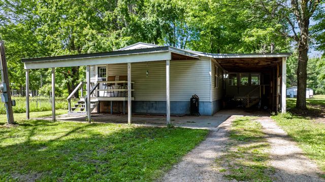 1632 Birch Drive, Garfield Twp, MI 48632