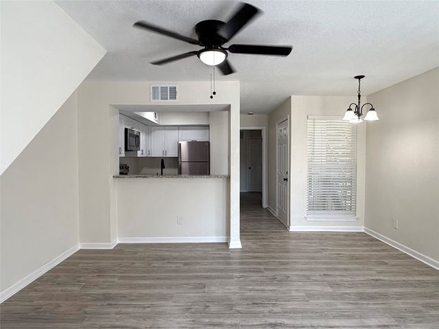 9801 Walnut Street 214, Dallas, TX 75243
