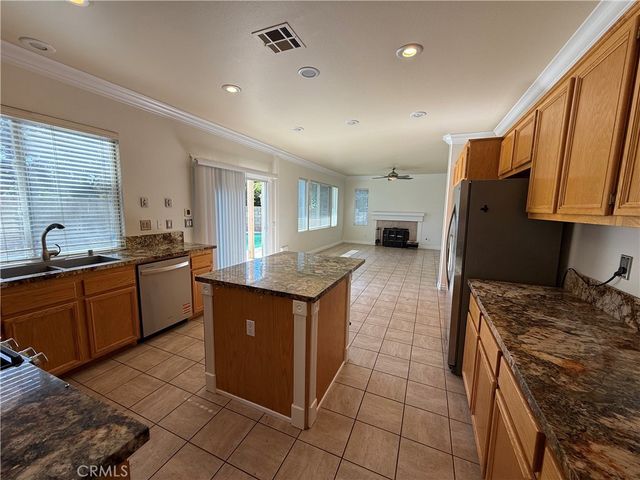 3299 Rexford, Corona, CA 92882