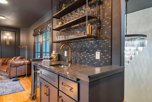 711 44th Ave, N, Nashville, TN 37209