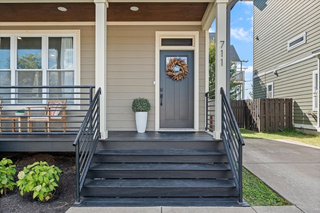 711 44th Ave, N, Nashville, TN 37209