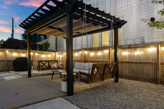 711 44th Ave, N, Nashville, TN 37209