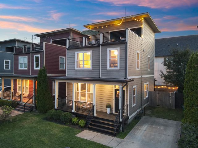 711 44th Ave, N, Nashville, TN 37209