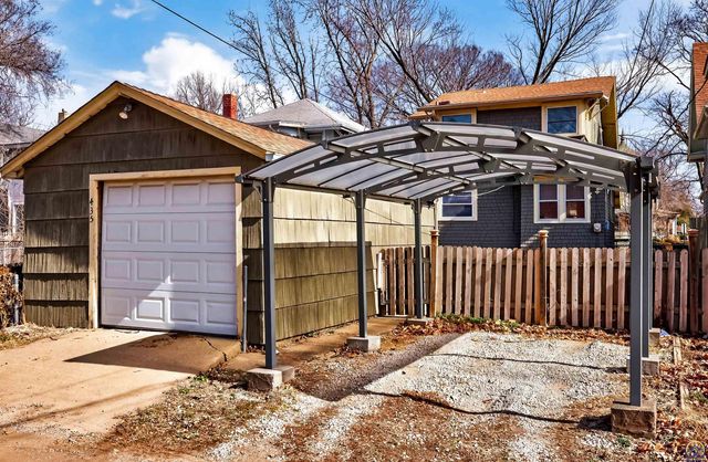 435 SW Elmwood AVE, Topeka, KS 66606