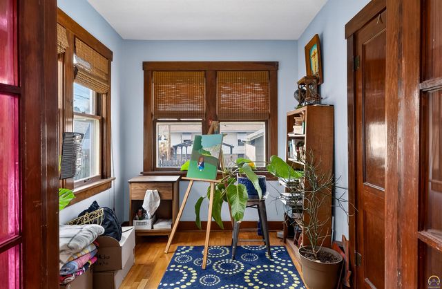 435 SW Elmwood AVE, Topeka, KS 66606