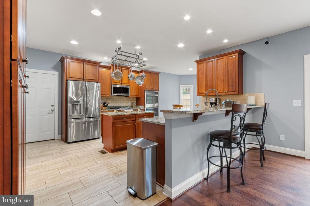 Image 12 of property listing at 8319 CANTEEN CIR, Fredericksburg, VA 22407