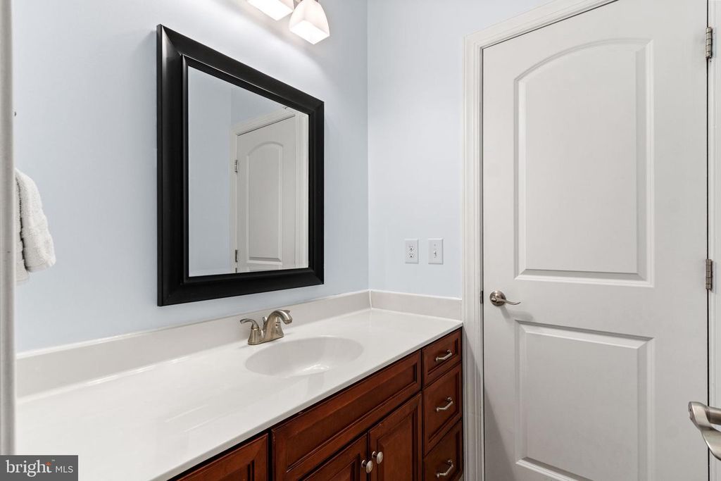 Image 25 of property listing at 8319 CANTEEN CIR, Fredericksburg, VA 22407