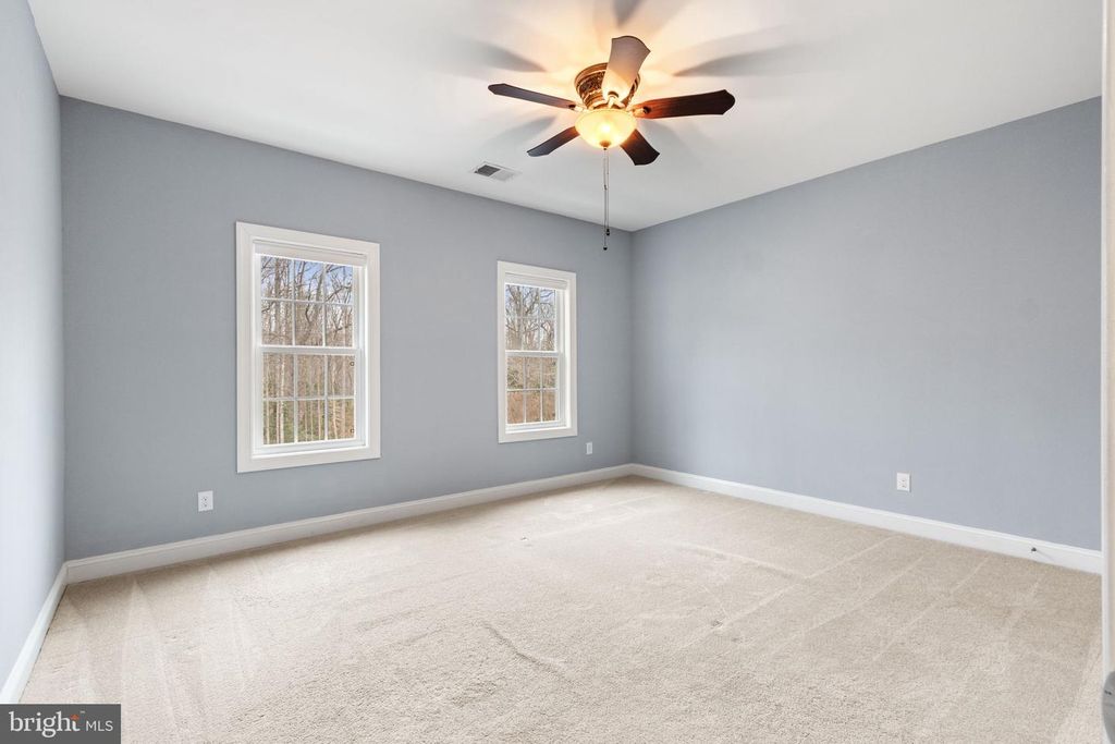 Image 28 of property listing at 8319 CANTEEN CIR, Fredericksburg, VA 22407