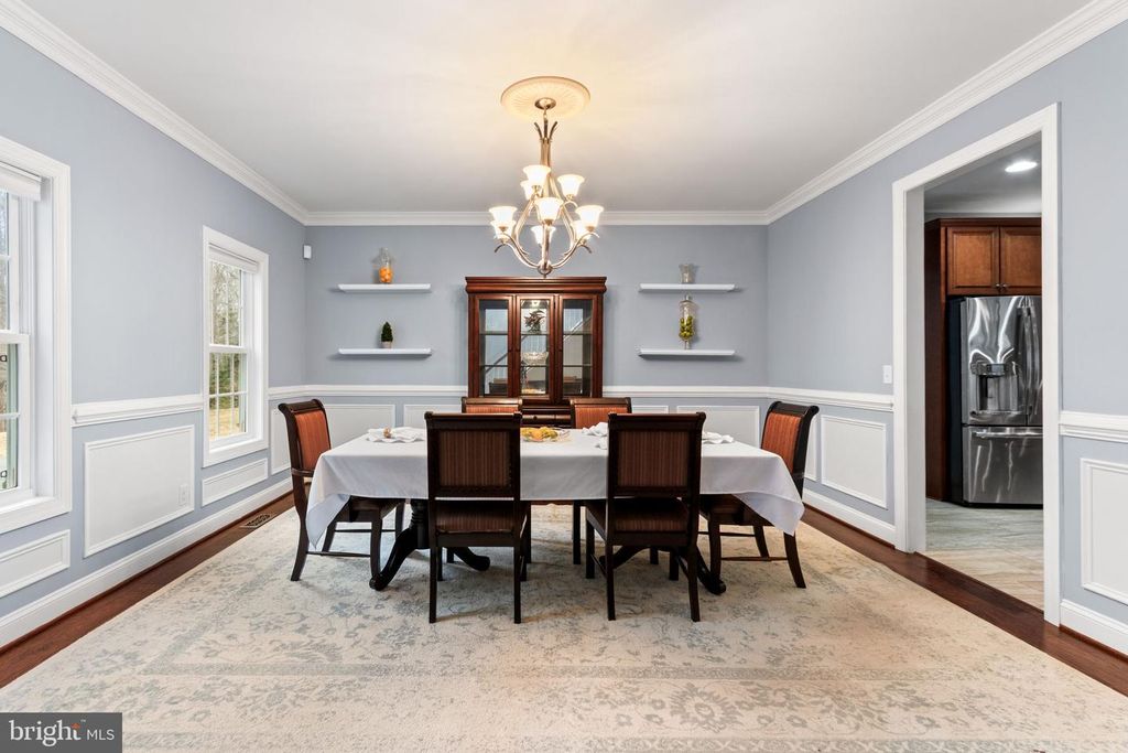 Image 3 of property listing at 8319 CANTEEN CIR, Fredericksburg, VA 22407