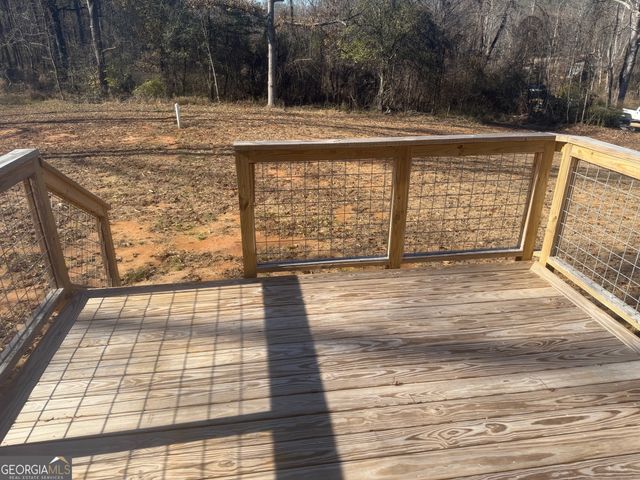 832 Stone Stewart Road, Hull, GA 30646