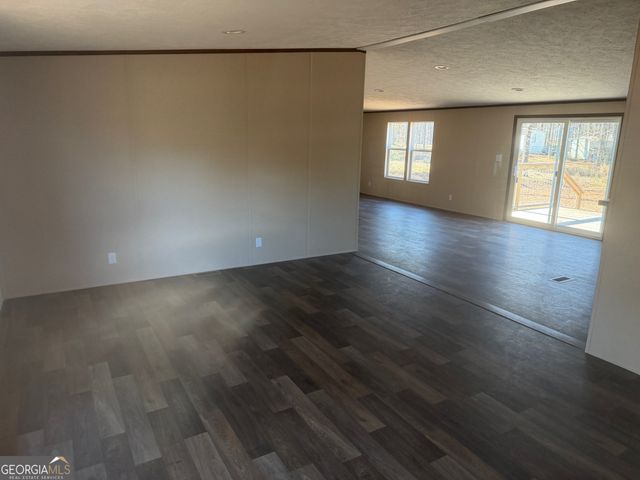 832 Stone Stewart Road, Hull, GA 30646