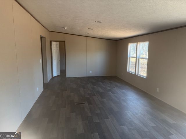 832 Stone Stewart Road, Hull, GA 30646