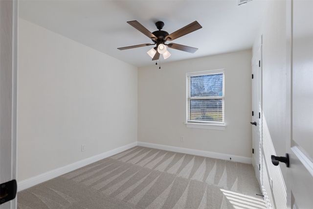 137 S Meadowbrook Drive, Pottsboro, TX 75076